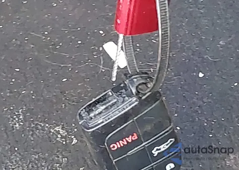 2015 Chrysler 200 Limited z USA, uszkodzony, nr VIN 1C3CCCAB7FN562998